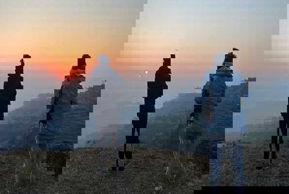 Vrijwilligerswerk Nepal community project mooi uitzicht zon ondergang