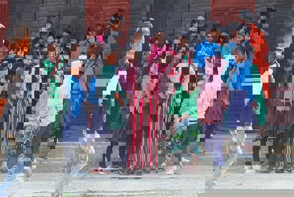 Vrijwilligerswerk Nepal op het schoolplein 