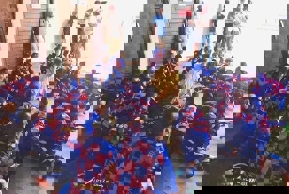 Voetbal project | Coaching & Training project Sri Lanka ook aan het trainen 